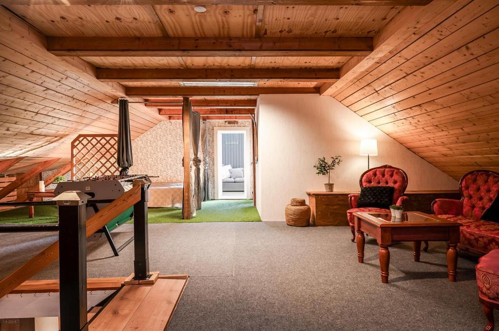 Unique Rustic Property In Skane Linderod 外观 照片
